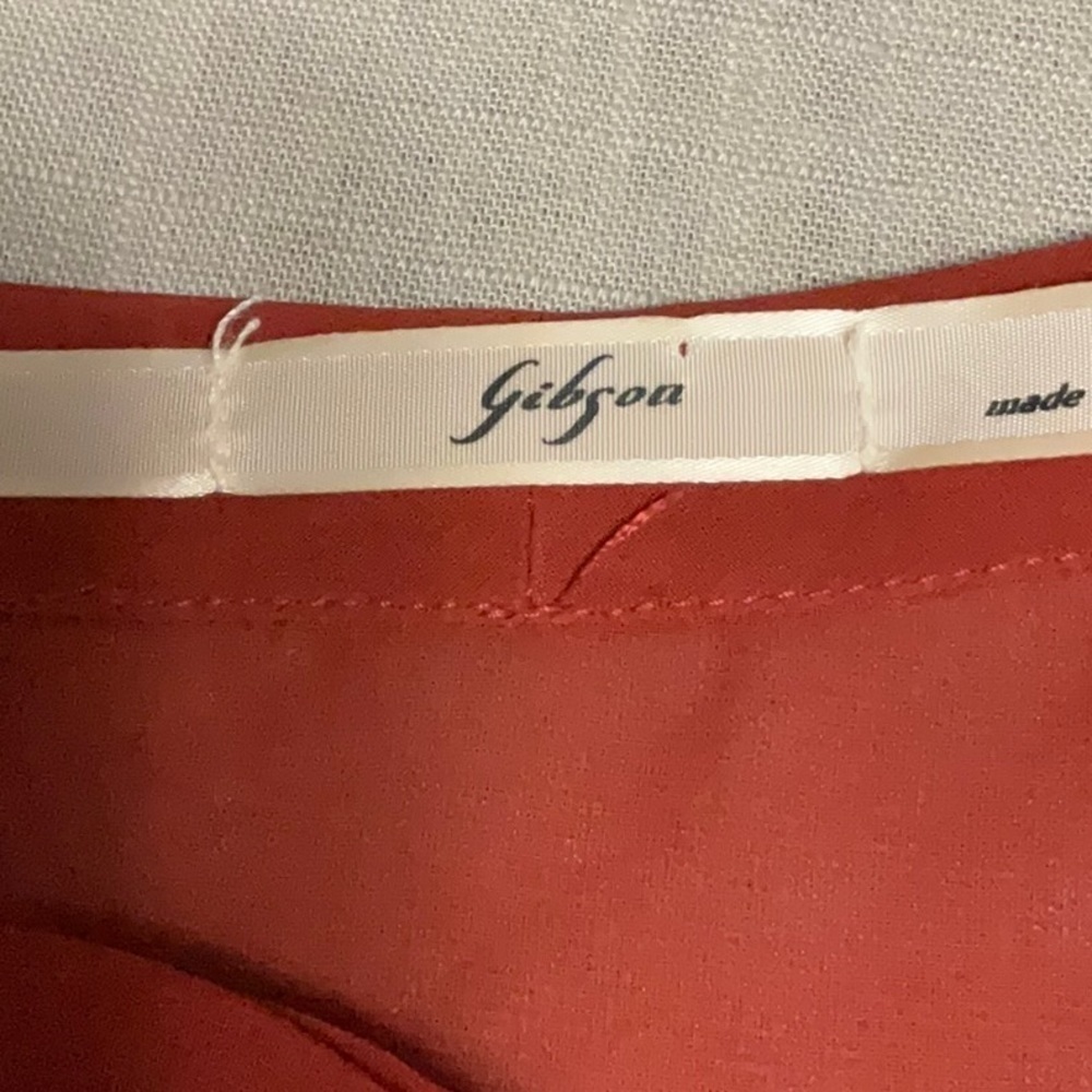 GIBSON - Picture 3 of 5